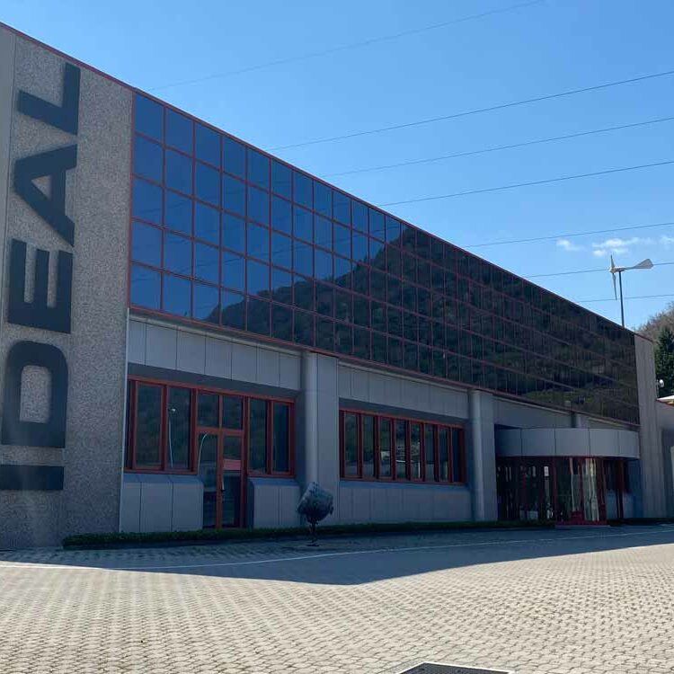 Visottica Group acquisisce Ideal