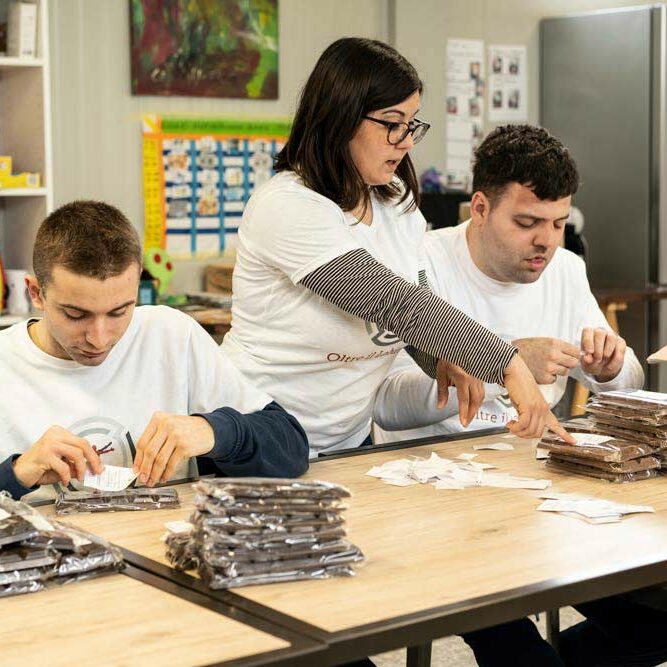 Un piccolo gesto di solidarietà e inclusione: Pasqua con la Fondazione Oltre il Labirinto