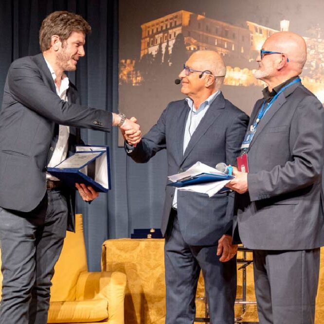 Visottica Group: Eccellenza e Innovazione Premiate con Due Excellence Awards